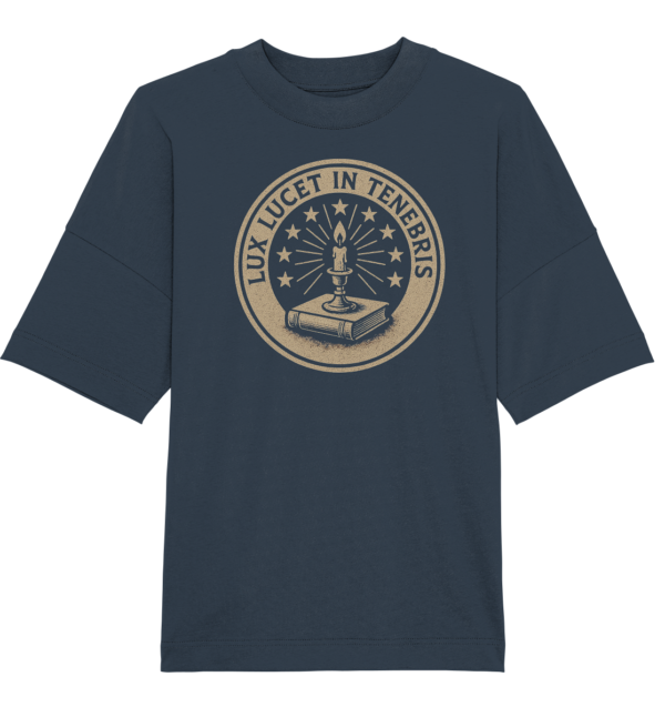 Lux Lucet In Tenebris - The Light Shines In The Darkness - Organic Oversize Shirt - Image 2